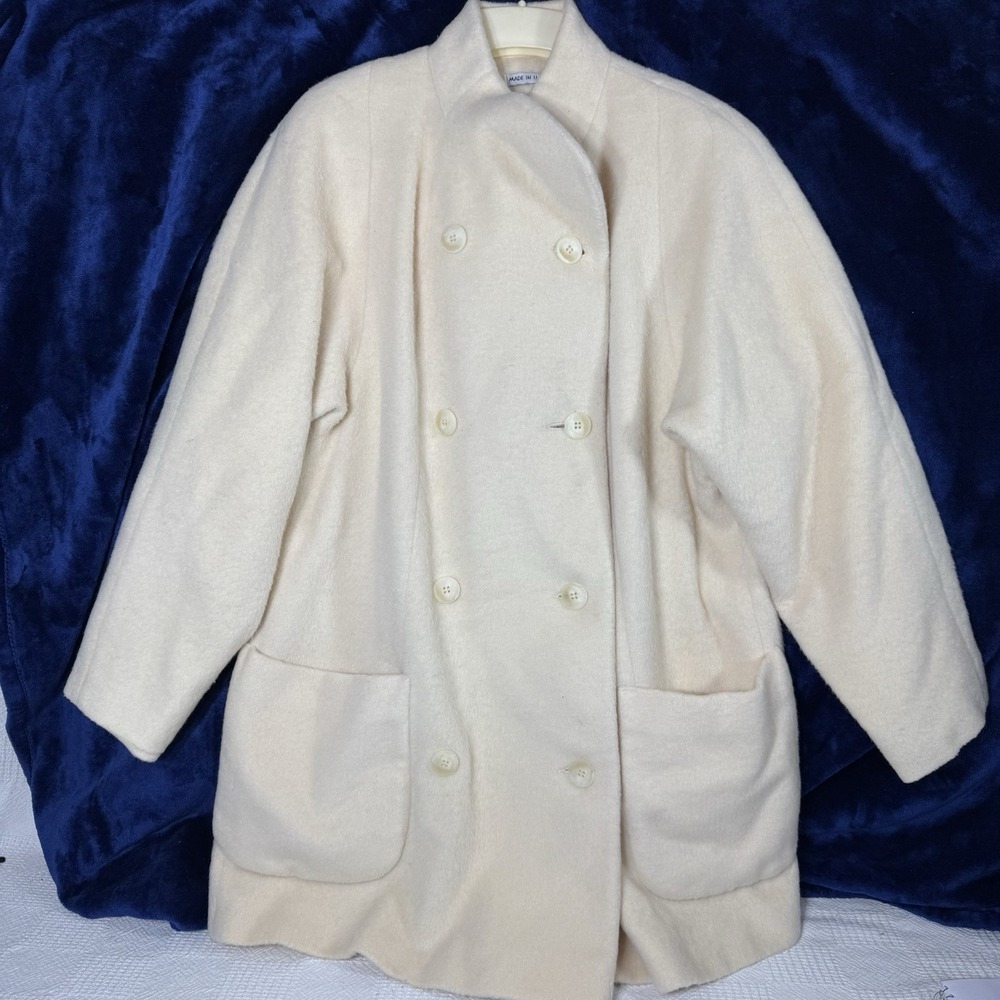 Forstmann Fabrics Women's Vintage 100% Wool Cream Color Pea Coat Made USA L/XL